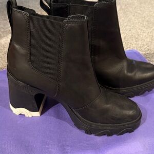 SOREL Brex‎ Chunky Heel Leather Chelsea Ankle Boots • 7.5• black • waterproof